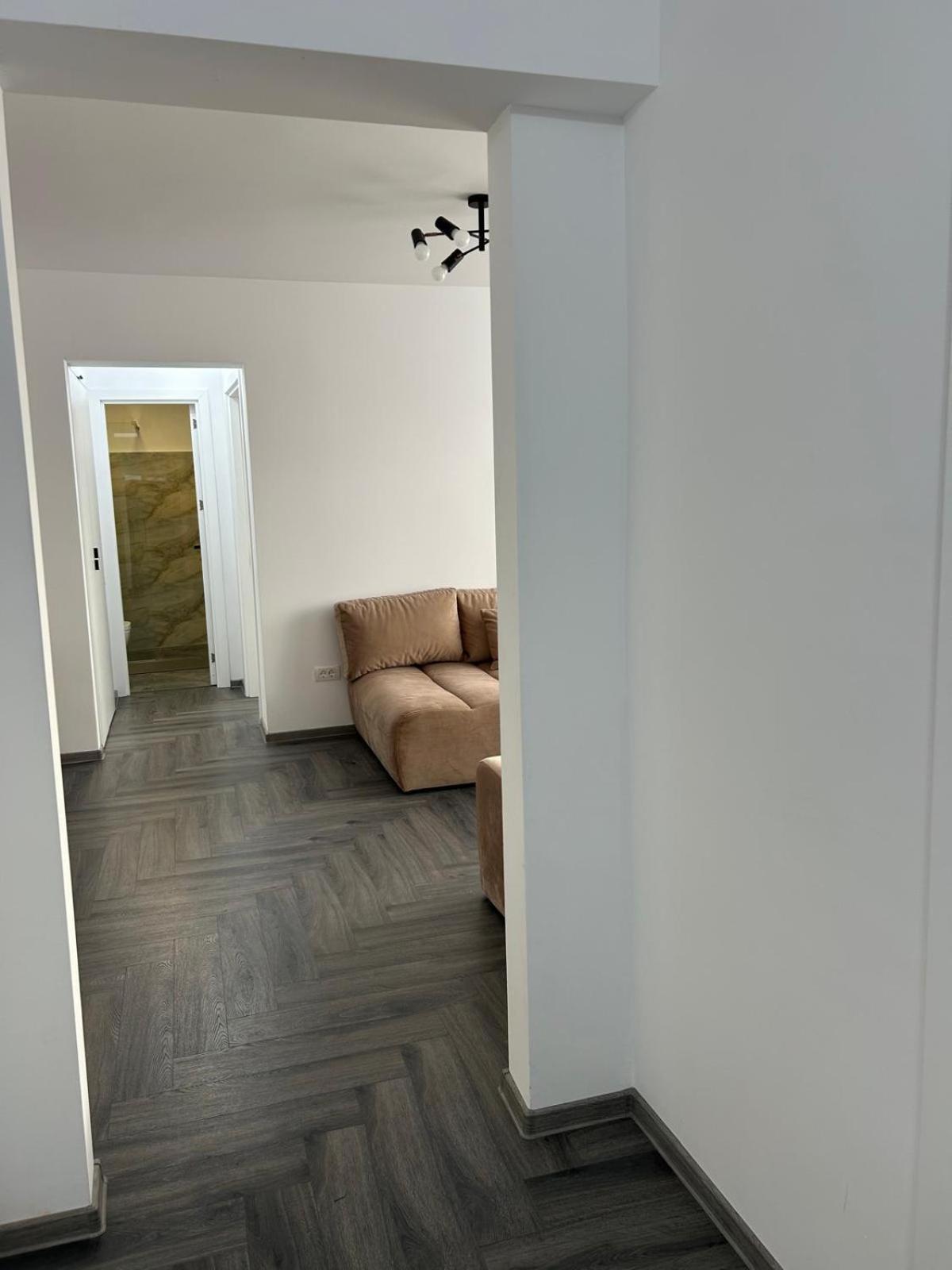 Elit Apartment Craiova Buitenkant foto